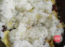 Cantonese style sausage and egg fried rice recipe illustration 6