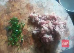 Illustration of how to make sausage fried rice 2