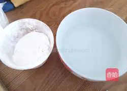 Illustration of making homemade meatball wontons 6