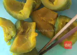 Flower steamed buns.Illustration of how to make them 2