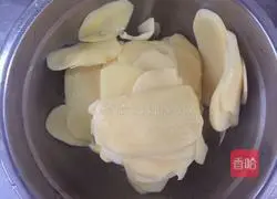 Illustration of home-style potato pancakes 6