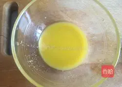 Illustration of how to make garlic steamed buns 3