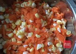 Illustration of how to make corn dumplings 3