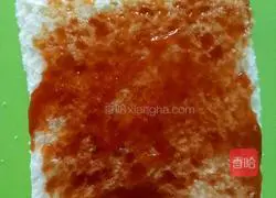 Illustration of how to make meat floss, egg and ham sandwich 3