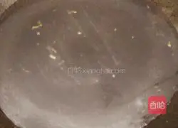 Illustration of how to make spicy sauerkraut wontons 10