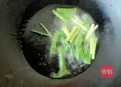 Illustration of how to make scallion oil noodles 5