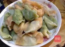 Illustration of how to make two-color dumplings 10