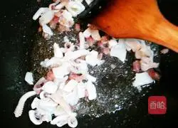 Illustration of how to make fried rice with lemon juice 3