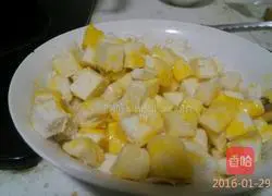 Illustration of how to make fried egg steamed buns 3