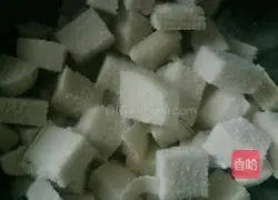 Illustration of how to make fried steamed buns with tomatoes and cabbage 2