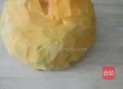 Illustration of how to make pumpkin steamed buns 4