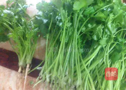 How to make cilantro dumplings Illustration 1