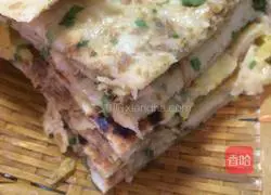 Illustration of how to make green onion thousand-layer meatloaf 1