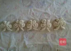 Illustration of how to make butterfly steamed buns 19