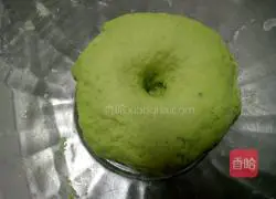 Illustration of how to make spinach steamed buns 7