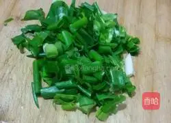 Illustration of how to make stir-fried mung bean cake 1