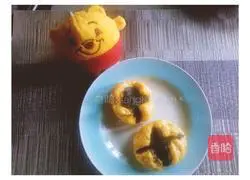 Illustration of how to make pumpkin steamed buns 8