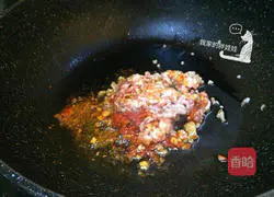 Illustration of how to make oyster sauce and eggplant noodles 4