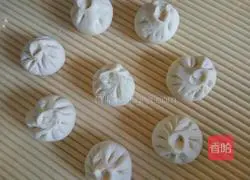 Illustration of how to make brown sugar peanut buns 10