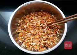 Illustration of how to make beef and carrot stuffed buns 5