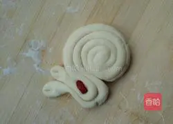 Illustration of how to make yam and white rabbit steamed buns 8