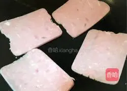 Illustration of how to make a sandwich 4