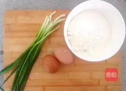 Illustration of how to make green onion soft pancake 1