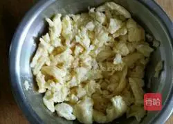 Illustration of home-style egg fried rice 3