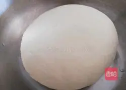 Illustration of how to make vegetarian dumplings with cucumber filling 12