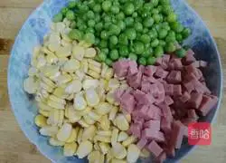 How to make colorful fried rice Illustration 1