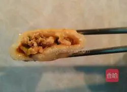 Illustration of how to make pickled vegetables, bamboo shoots and pork pancakes (exclusive cuisine) 17