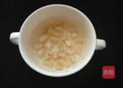 Illustration of how to make fried rice with scallops and eggs 1