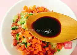 Red Sausage Fried Rice Recipe Illustration 4