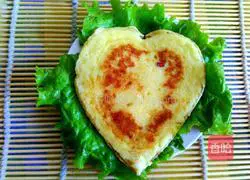 Milk banana omelette recipe illustration 9