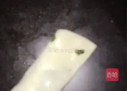 Illustrations of making dumplings 14