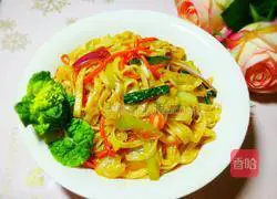 Illustration of how to make vegetarian fried noodles 11