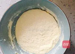 Illustration of how to make egg-filled pancakes and sausages 1