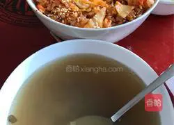 Illustration of how to make spicy cabbage fried rice 8