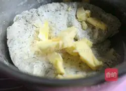 Illustration of how to make black tea finger cakes 4