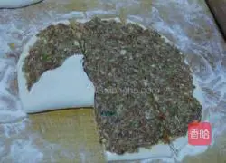 Illustration of how to make meatloaf 8