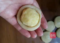 Illustration of how to make mung bean cake 12