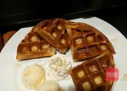 Vanilla Honey Waffle Recipe Illustration 5