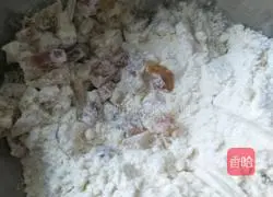 Illustration of how to make meat and egg pancakes 2