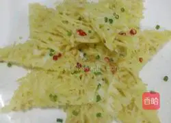 Illustration of how to make pan-fried potato pancakes 9