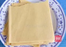 Illustration of tomato and egg braised pancakes 2