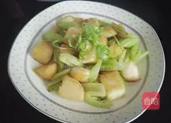 Illustration of how to make stir-fried pepper-flavored steamed buns 9