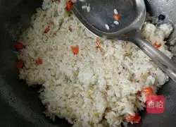 Golden Egg Fried Rice Recipe Illustration 2