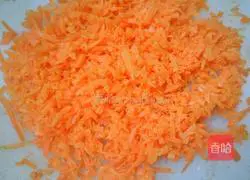 Illustration of how to make carrot and fungus dumplings 5