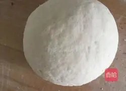 Illustration of how to make piggy sausage steamed buns (one-time fermentation method) 2