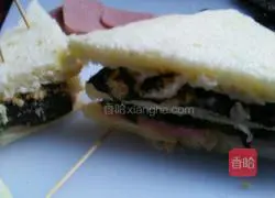 Classic Sandwich Recipe Illustration 5